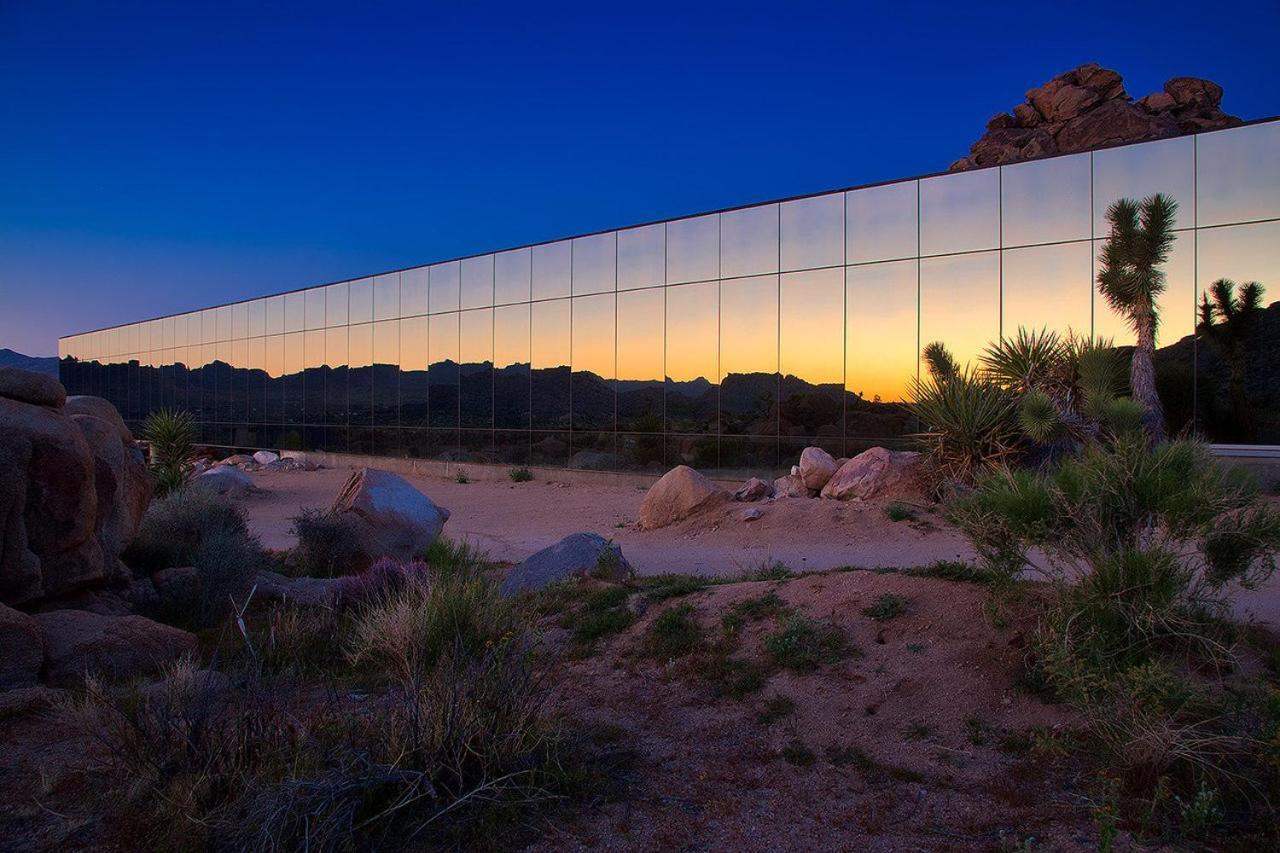 Invisible House Joshua Tree Modern Masterpiece Villa Exterior foto